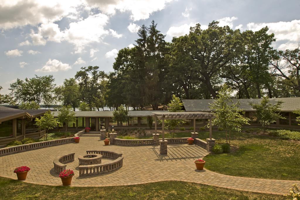 Lake Lawn Resort Delavan Exteriör bild