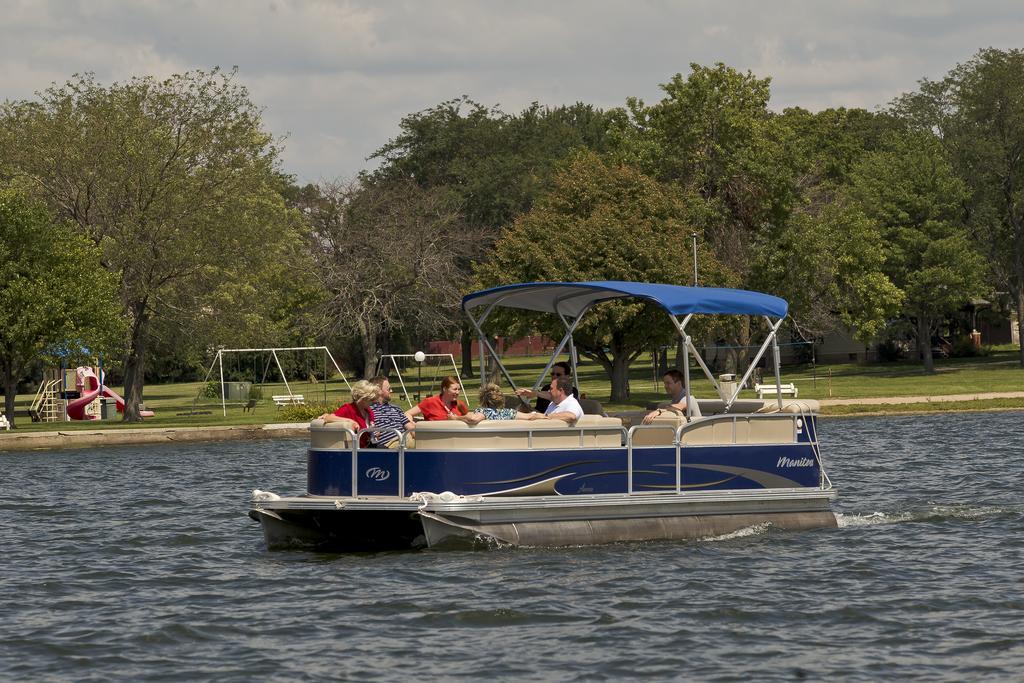 Lake Lawn Resort Delavan Exteriör bild